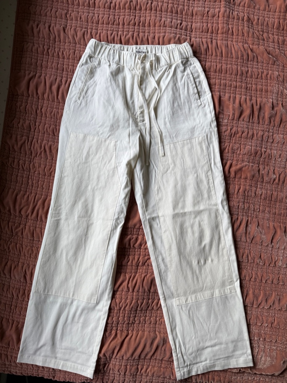 Women’s White Drawstring Cropped Pants